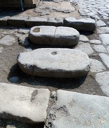 Streets of Pompeii - crosswalk