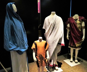 Ancient Threads – Museum Bites