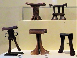African Head Rests, Univ. of Michigan Museum of Art, Photo by cjverb (2017)-300px