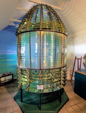 1st-Order Fresnel Lens, Key West Lighthouse Museum, Photo by Acroterion, Wikimedia Commons