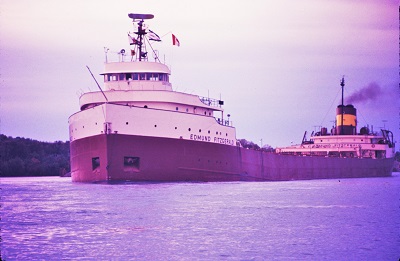 Edmund_Fitzgerald (1971), Photo by Greenmars, Wikimedia Commons-2-400px