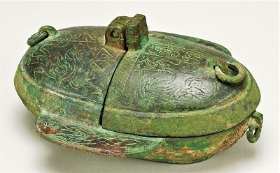 Bronze Folding Oil Lamp (Deng, Han Dynasty, 206 BCE-220 CE), Art Institute of Chicago